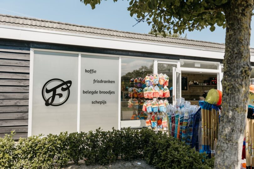 Vakantiepark Breskens Schoneveld winkel