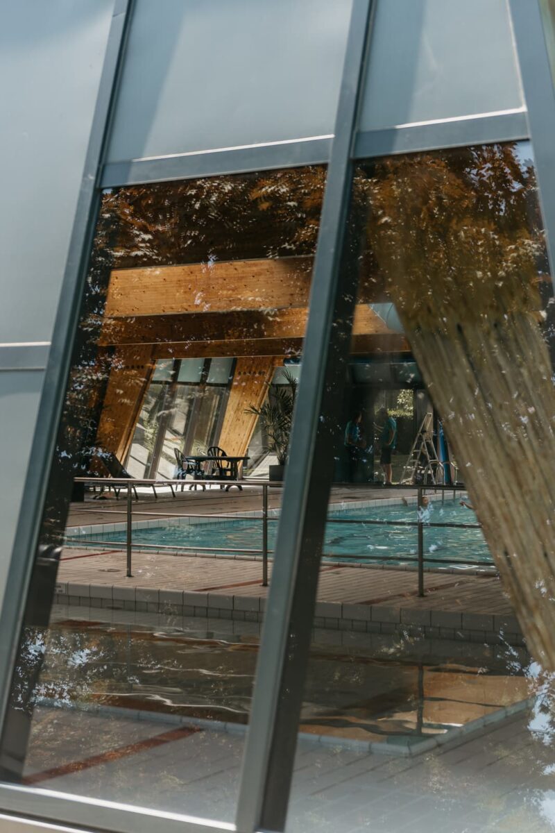 Zwembad bij vakantiepark Breskens Schoneveld
