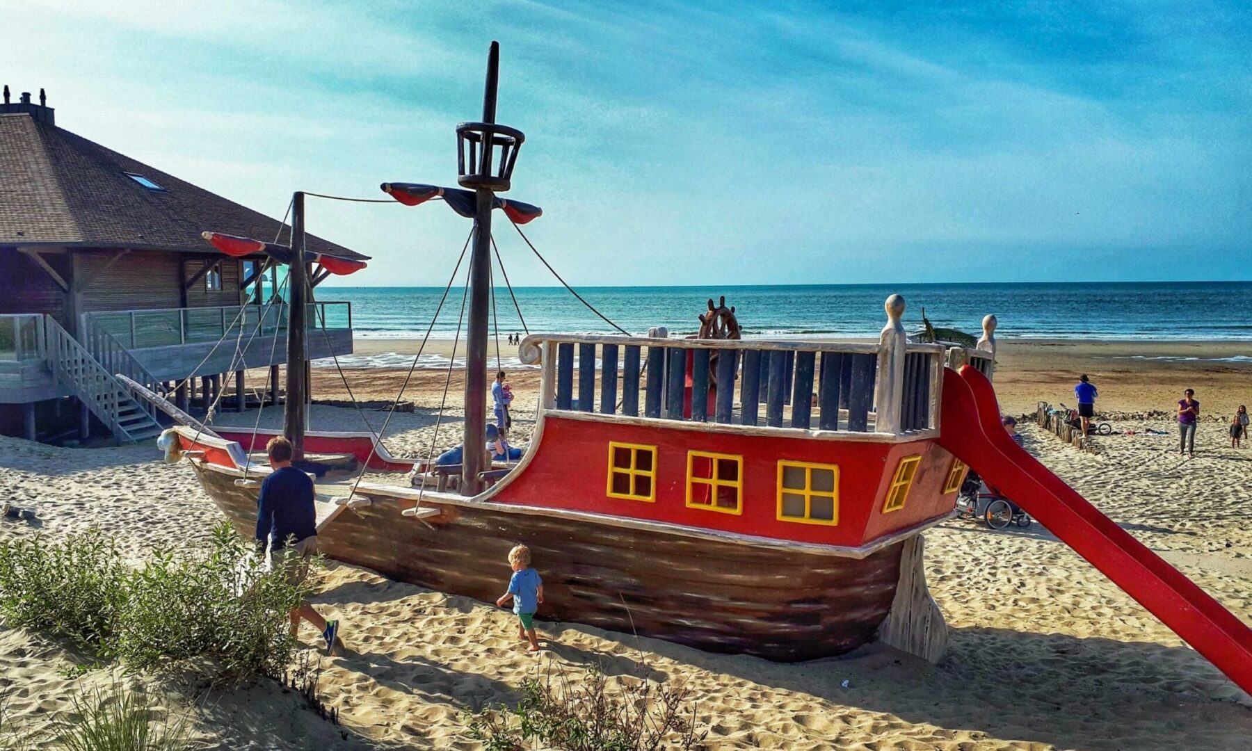 Strandpaviljoen de Piraat in Cadzand