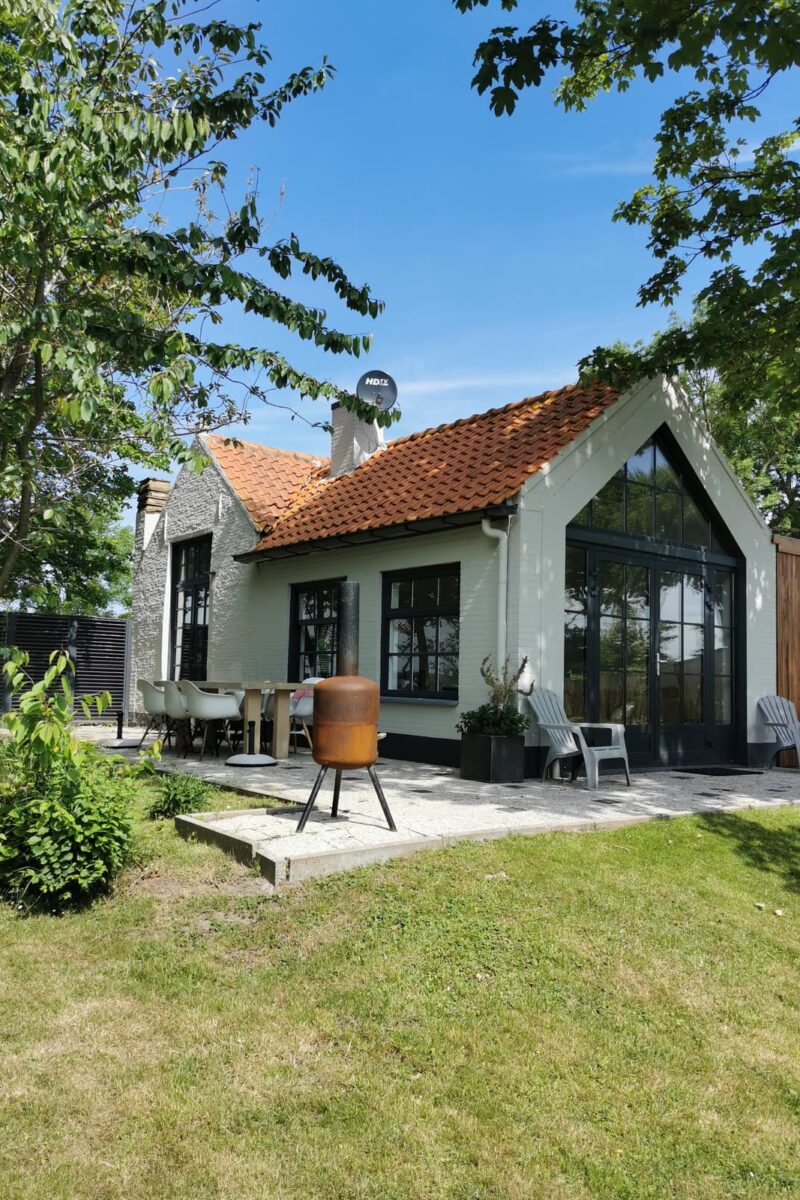 Tuin van vakantiehuis Cadshuis in Cadzand