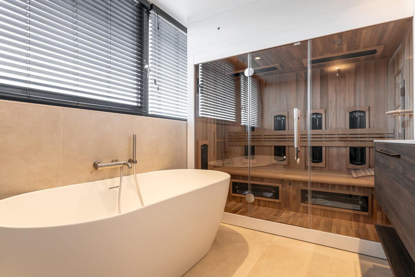 Badkamer met sauna