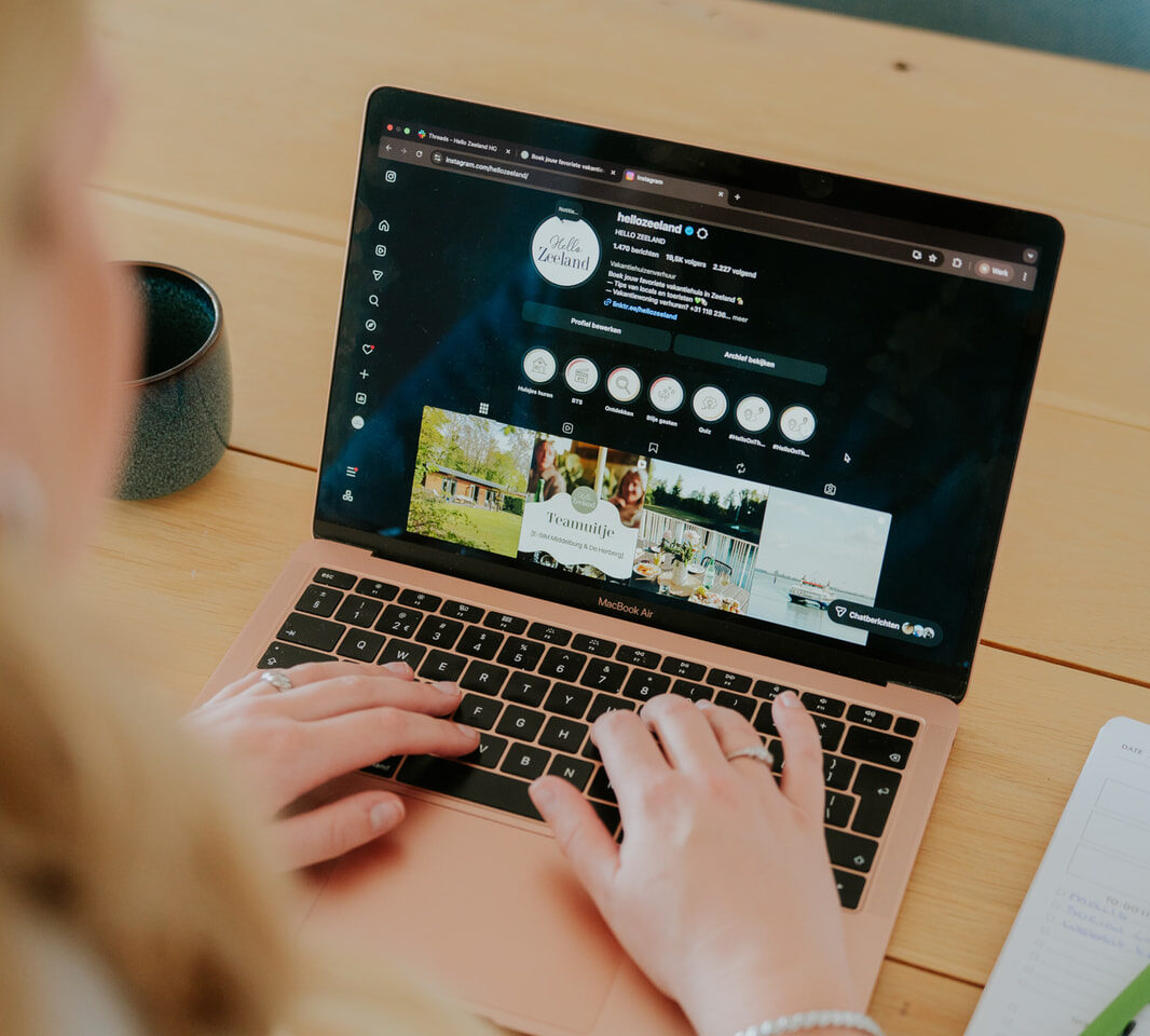 Marketing aan het werk laptop
