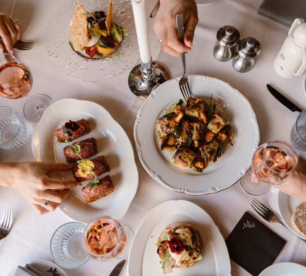 Restaurant Mia's Axel eten op tafel