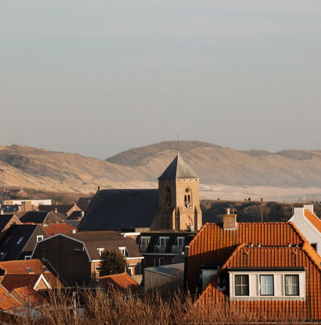Zoutelande dorp en duinen